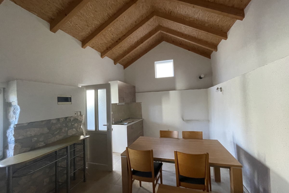 Casa indipendente su due piani