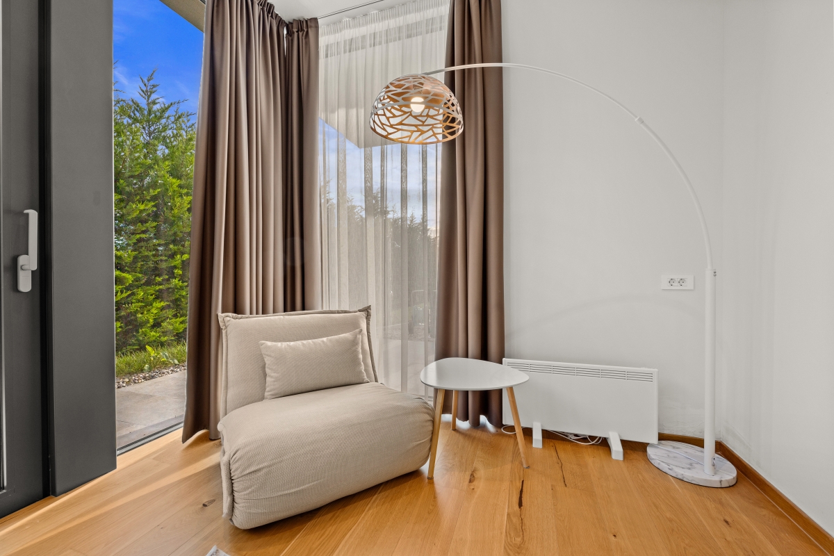 Esclusiva villa moderna con vista mare e oasi benessere privata