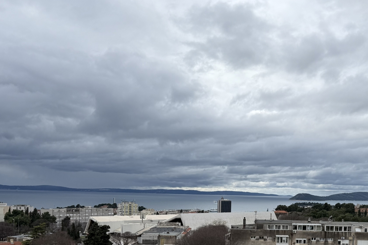 Moderno appartamento con due camere da letto in posizione privilegiata