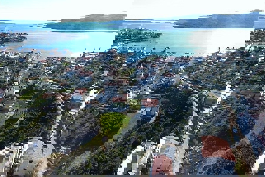 Terreno edificabile con vista panoramica sul mare