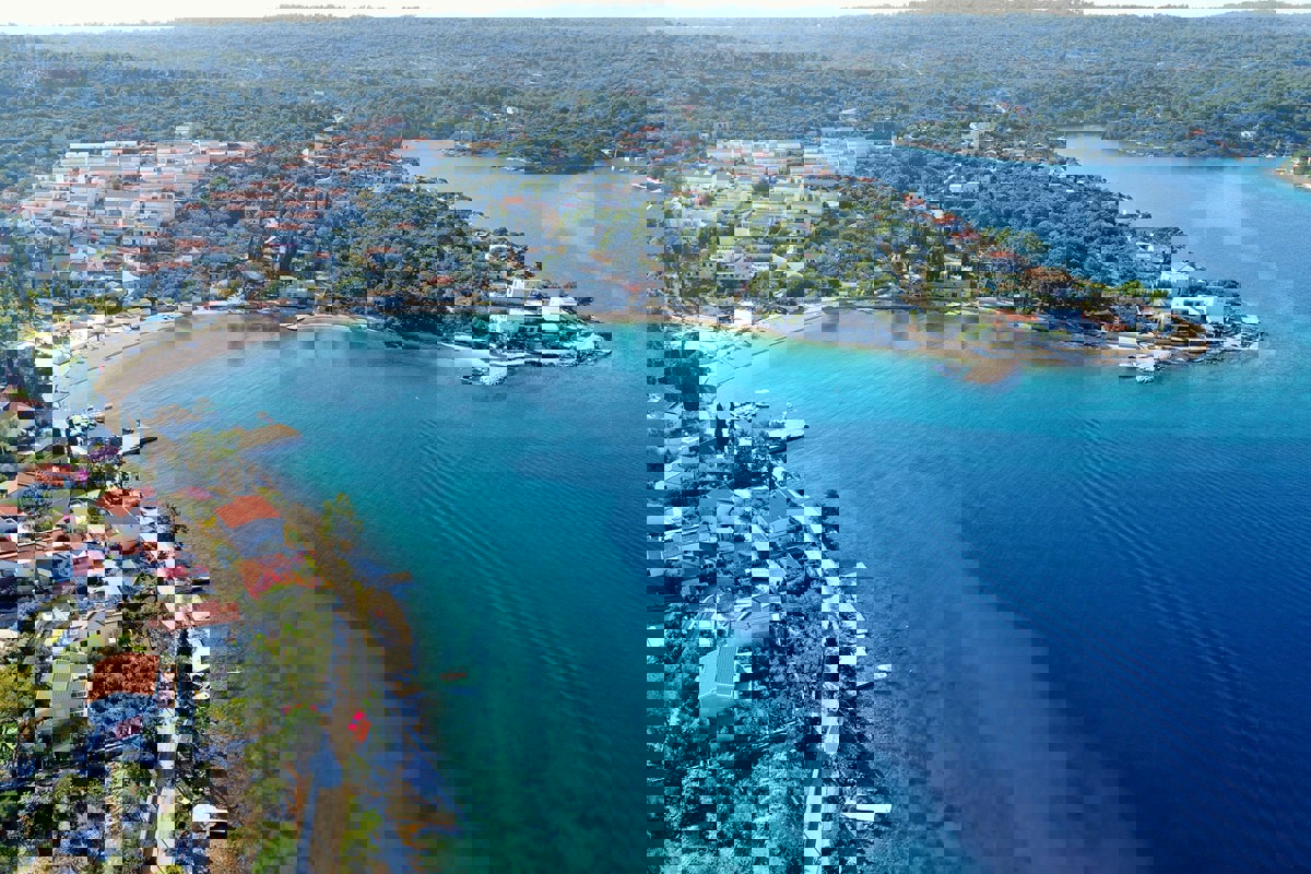 Terreno edificabile con vista mare