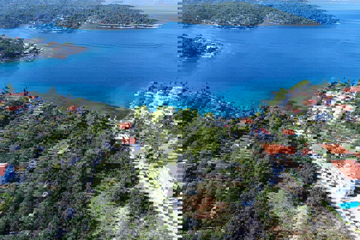 Terreno edificabile con vista mare