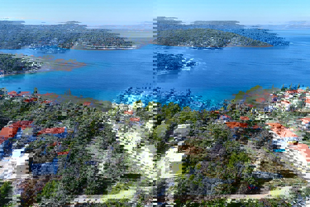 Terreno edificabile con vista mare