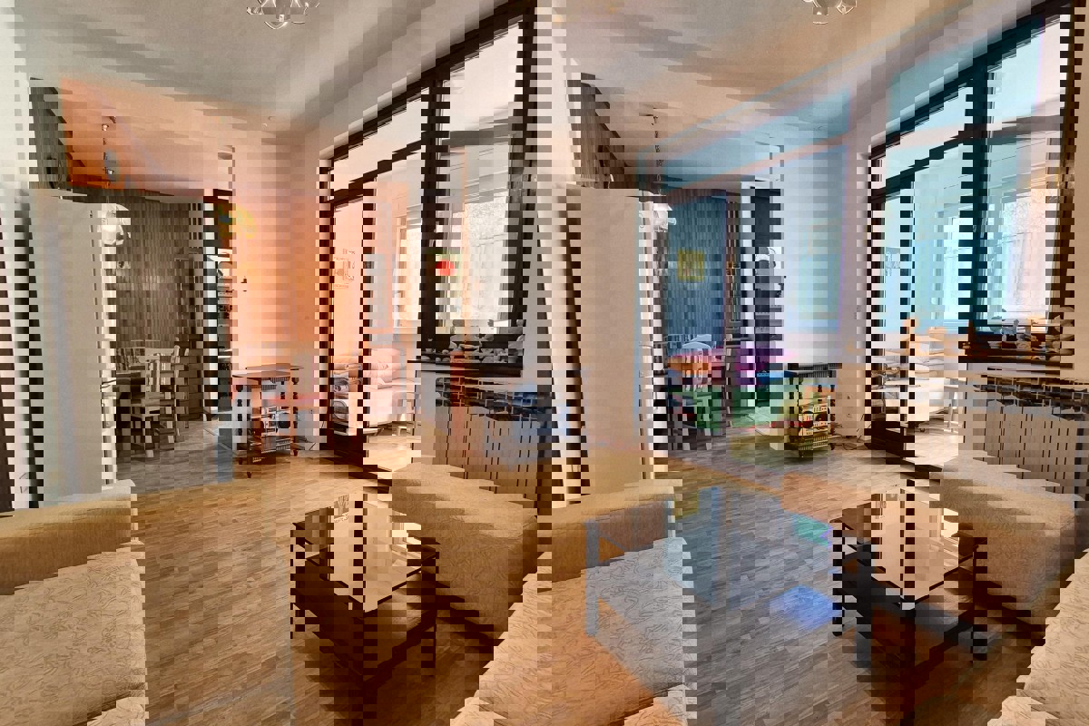 Appartamento con una camera da letto vicino al mare