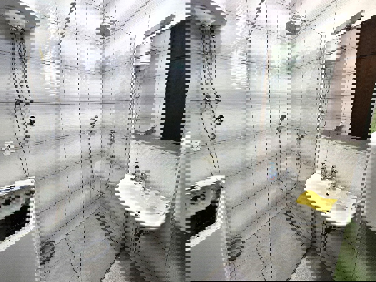 Appartamento con una camera da letto vicino al mare