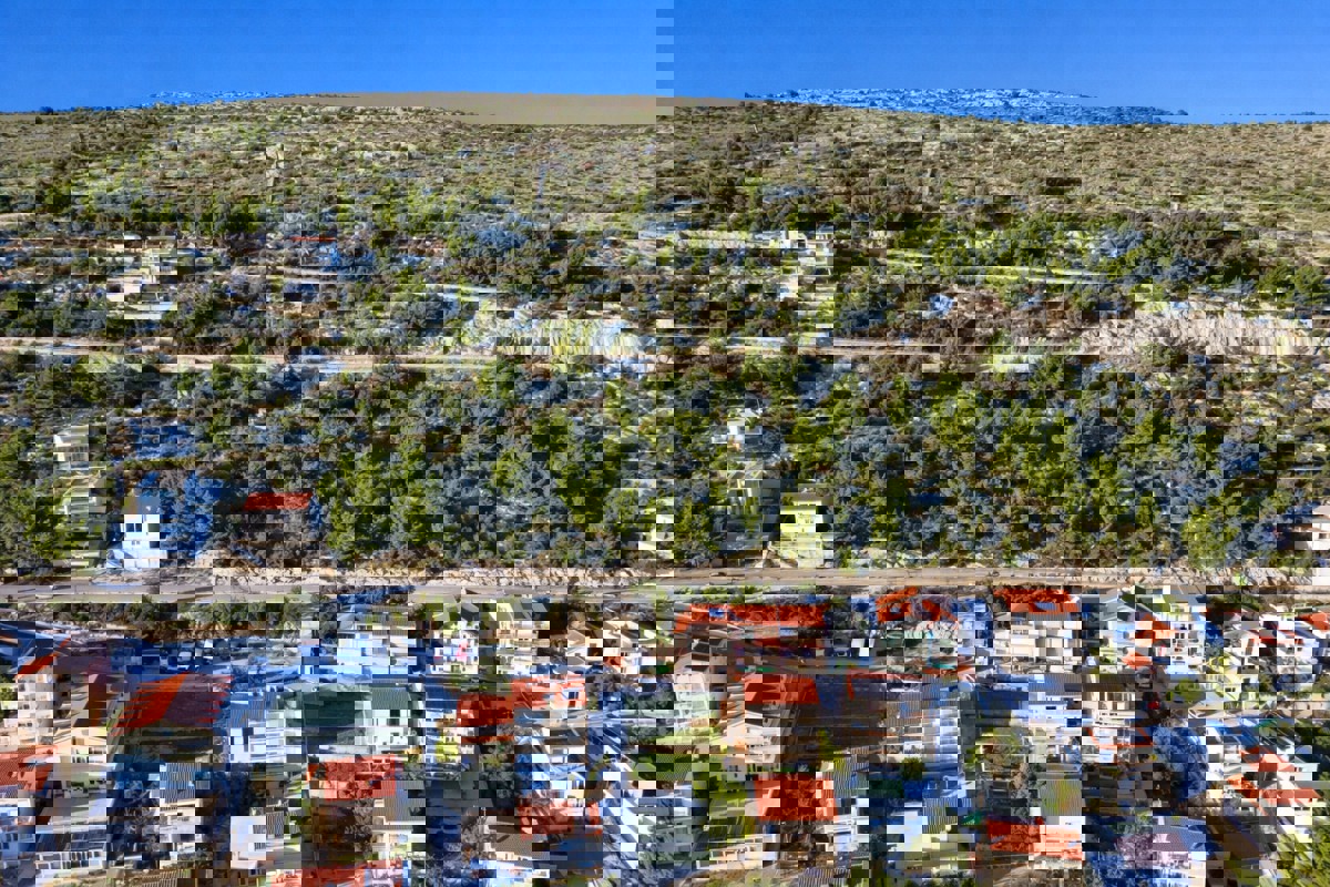 Terreno edificabile in posizione privilegiata con vista mare