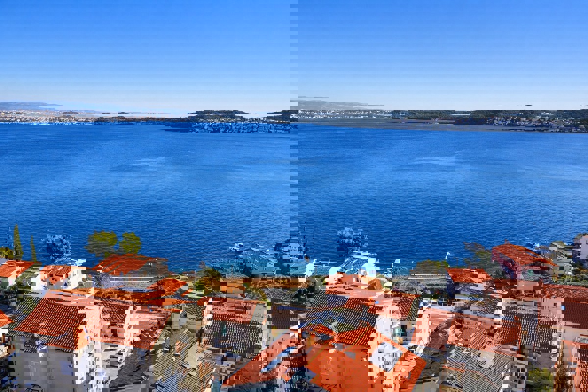 Terreno edificabile in posizione privilegiata con vista mare