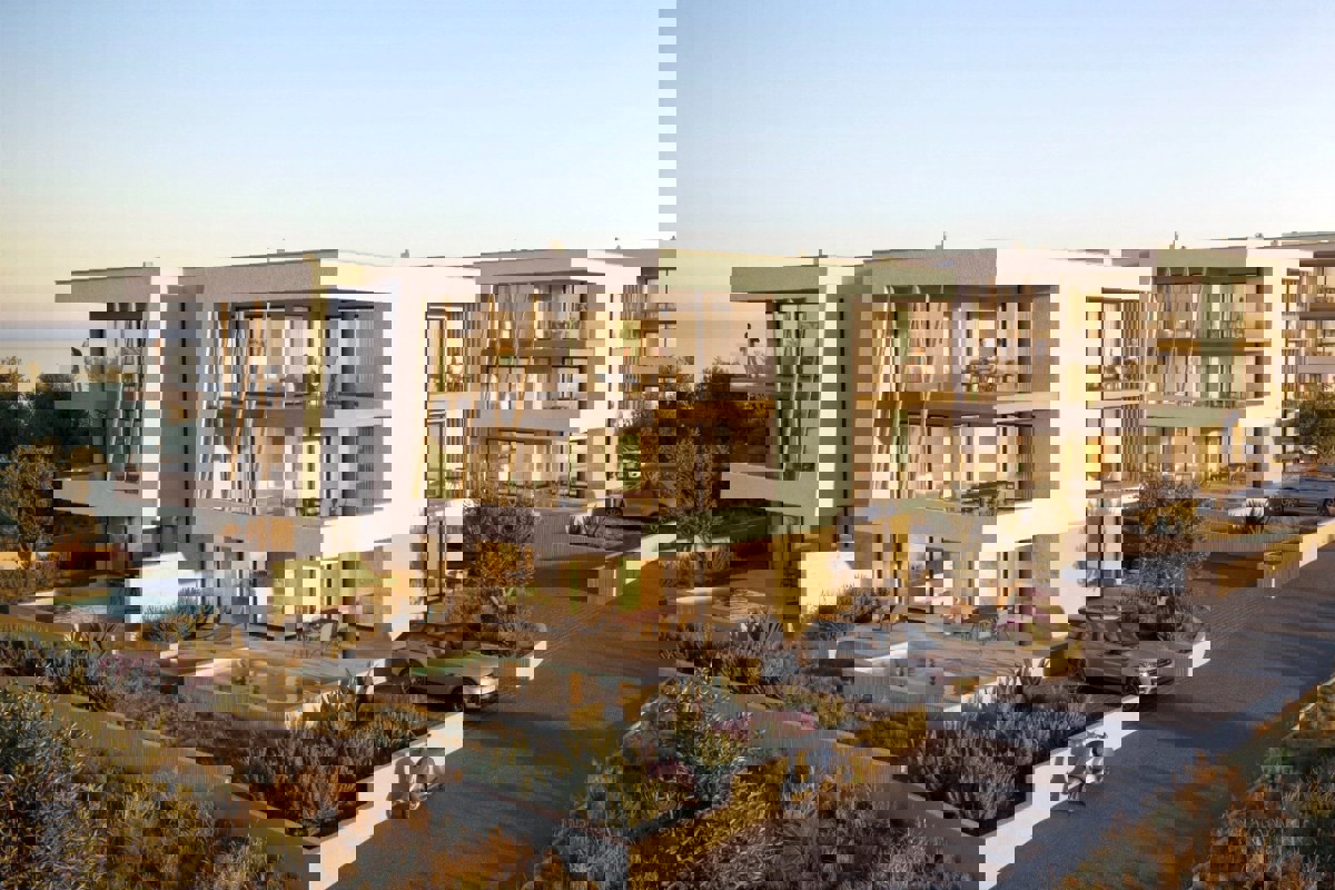 Appartamento in un edificio di nuova costruzione con piscina