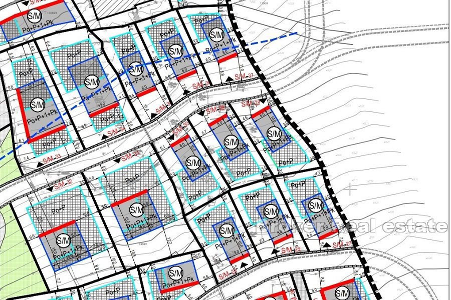 Terreno edificabile per la realizzazione di 9 ville con piscina