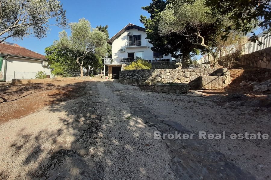 Casa indipendente con vista mare