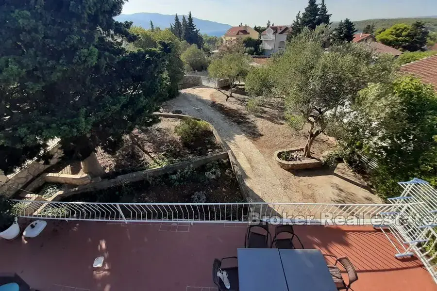 Casa indipendente con vista mare