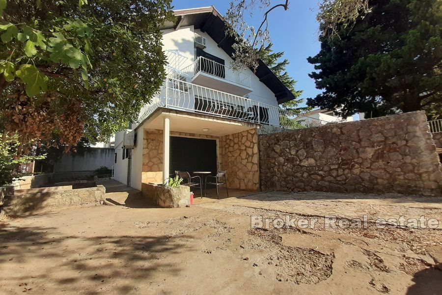 Casa indipendente con vista mare