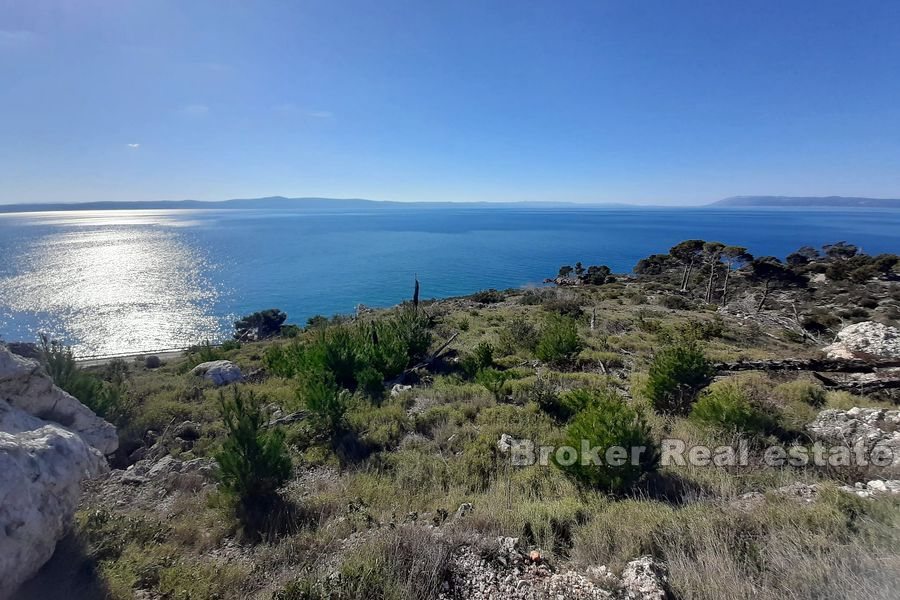 Terreno edificabile con vista panoramica sul mare