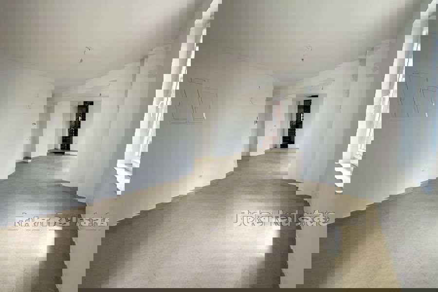 Attico in seconda fila al mare