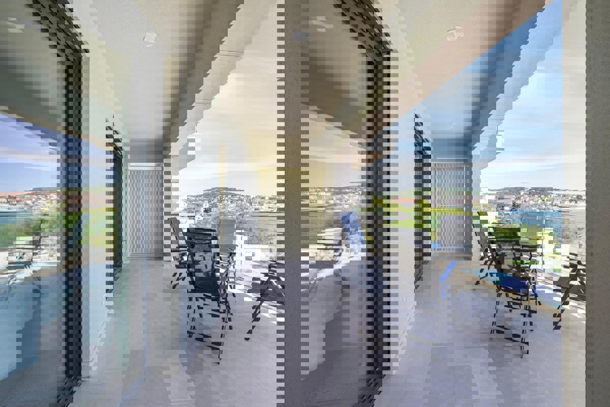 Appartamento con due camere da letto in prima fila sul mare