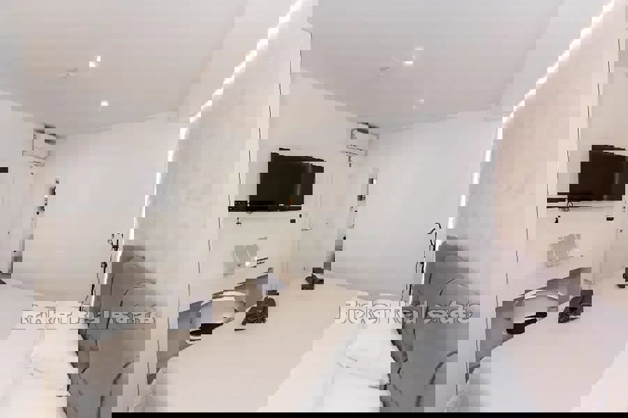 Appartamento moderno con piscina