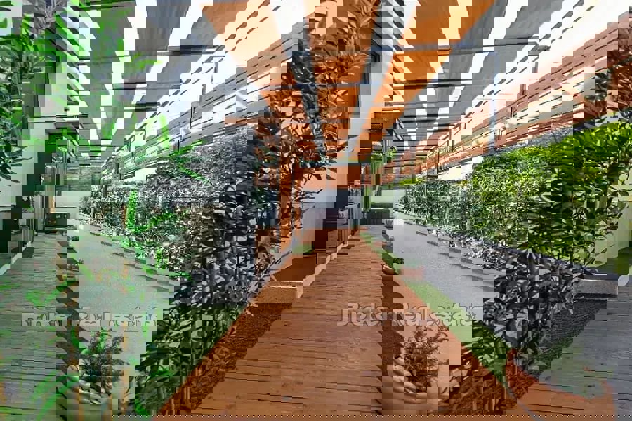 Appartamento moderno con piscina