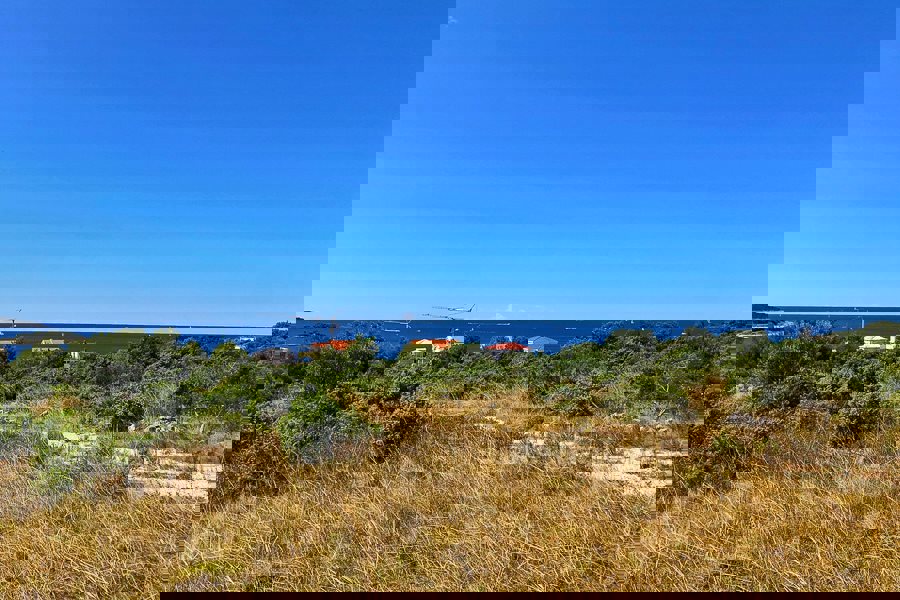 Terreno edificabile con vista sul mare aperto in vendita