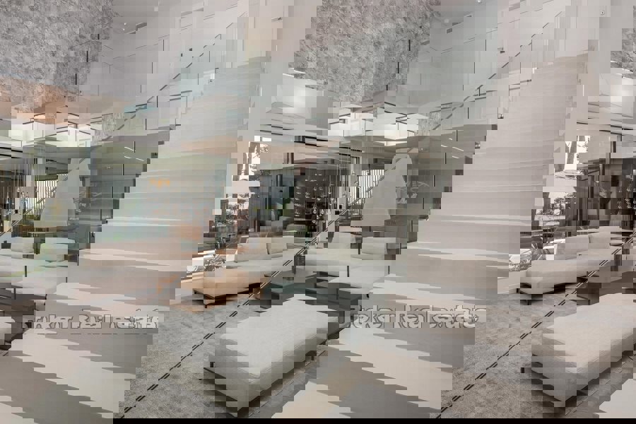 Villa di lusso con piscina e vista mare