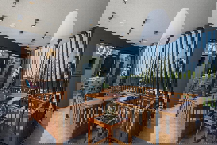 Villa di lusso con piscina e vista mare