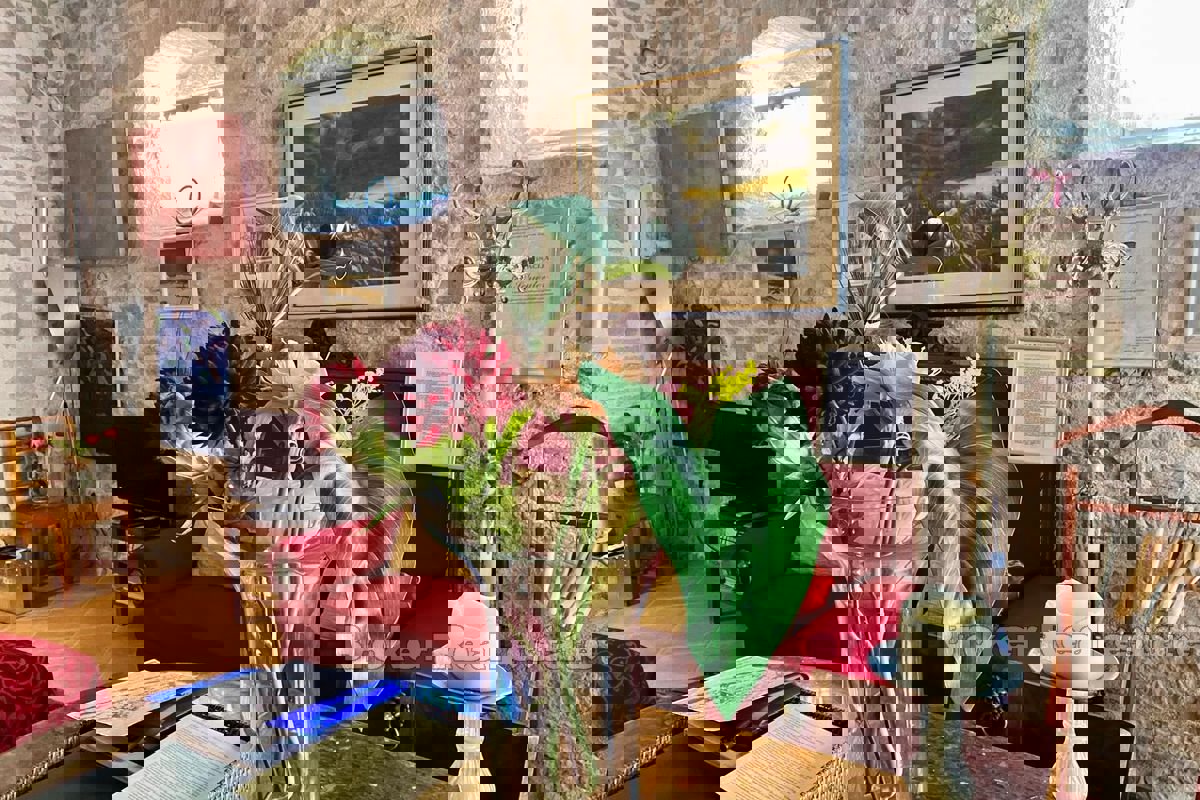 Locali residenziali-commerciali nel palazzo