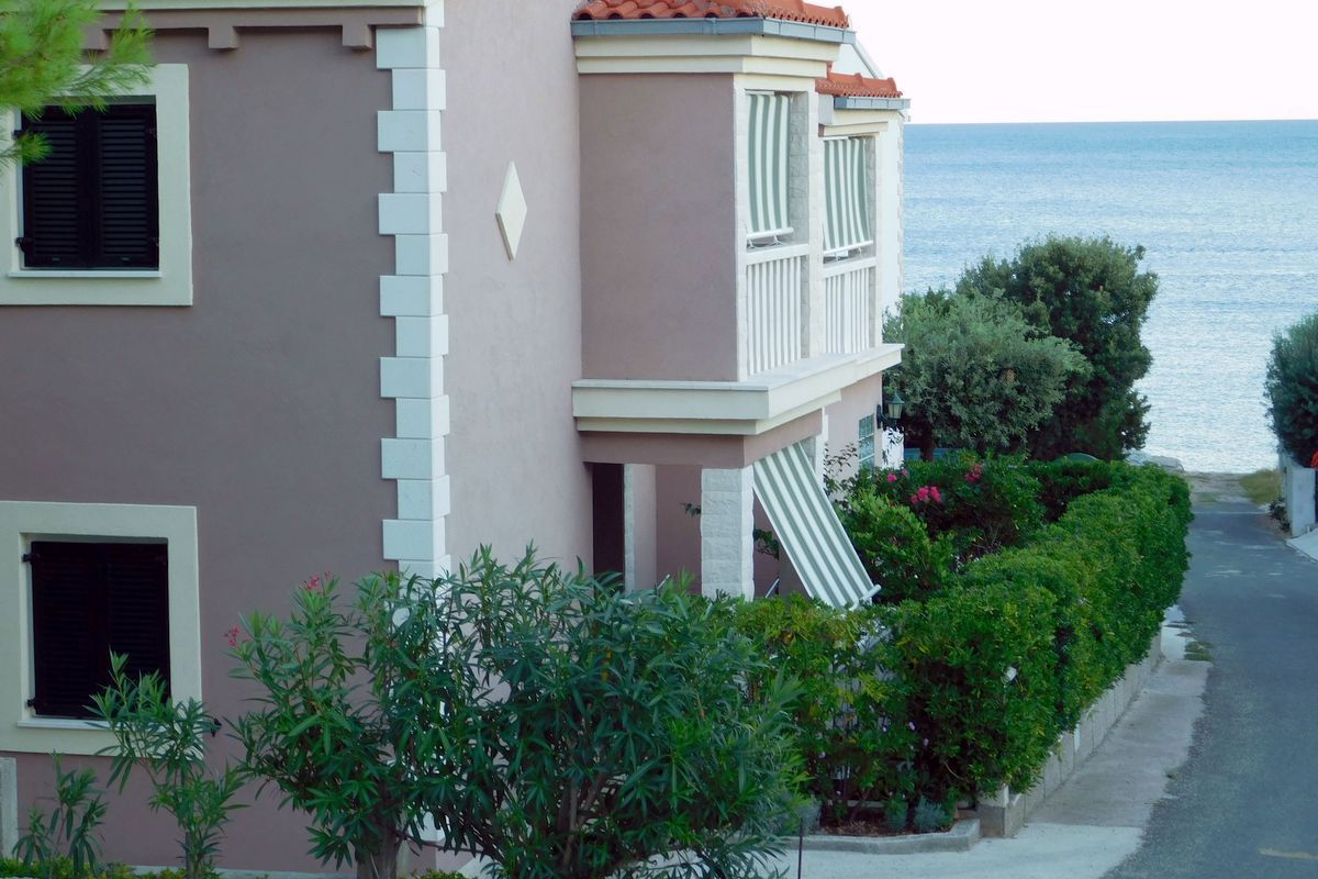 Palazzina indipendente vicino alla spiaggia