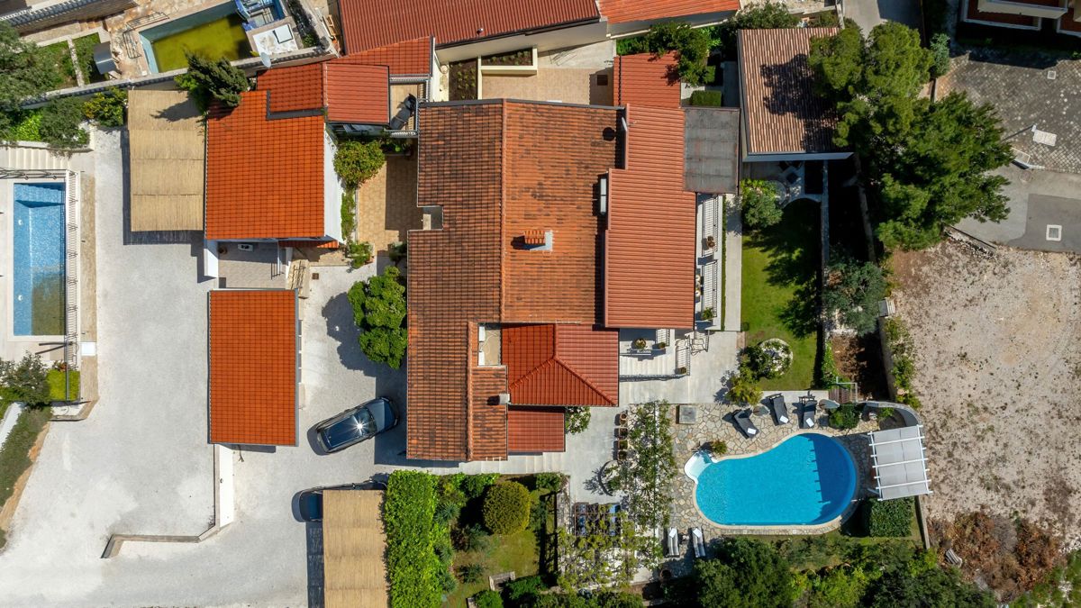 Villa con vista mare aperta