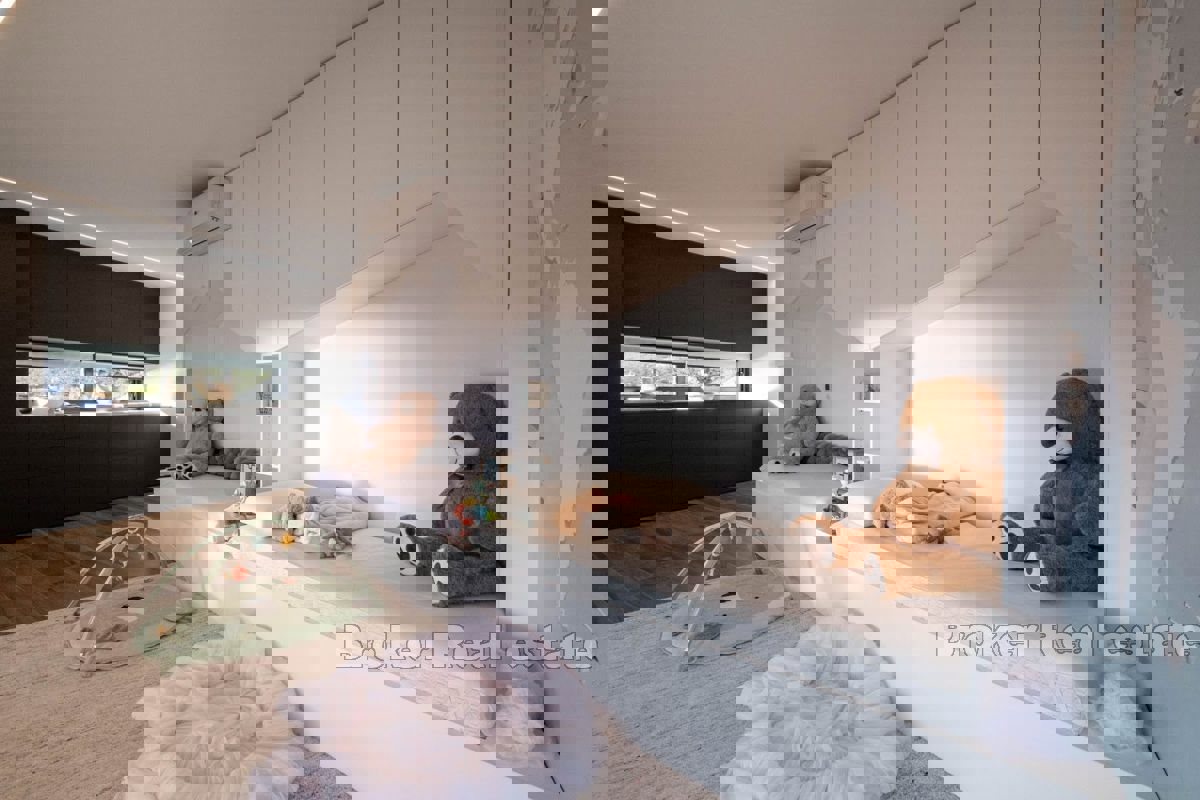 Attico vista mare in posizione dominante