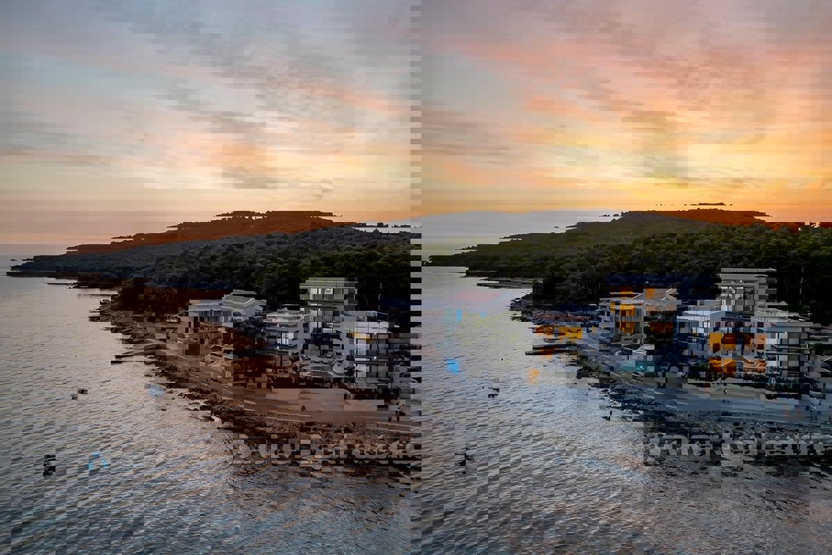 Appartamento di lusso in prima fila sul mare