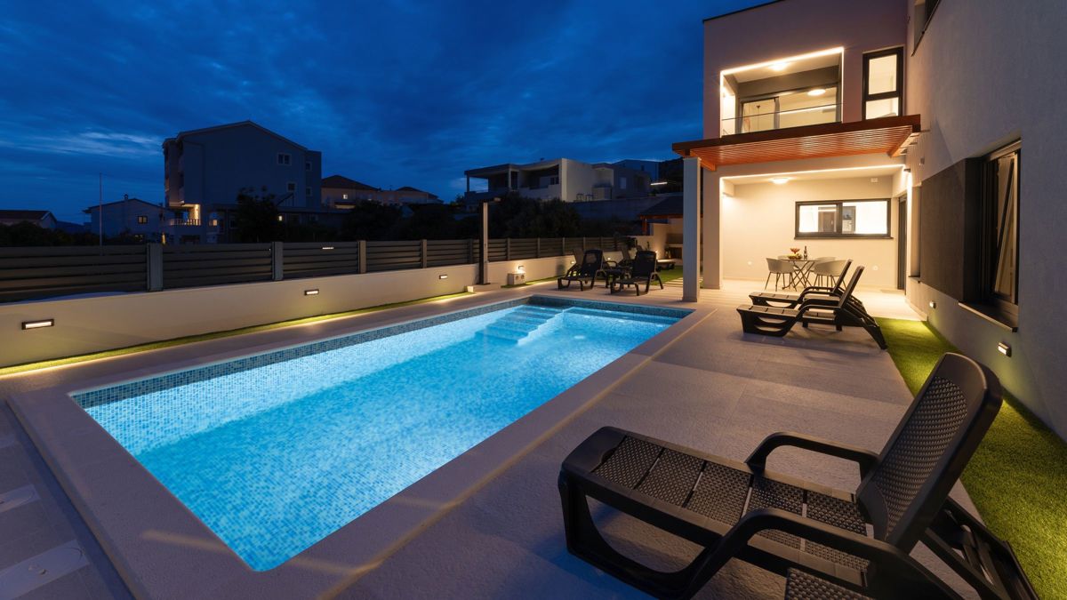 Lussuosa villa con vista mare