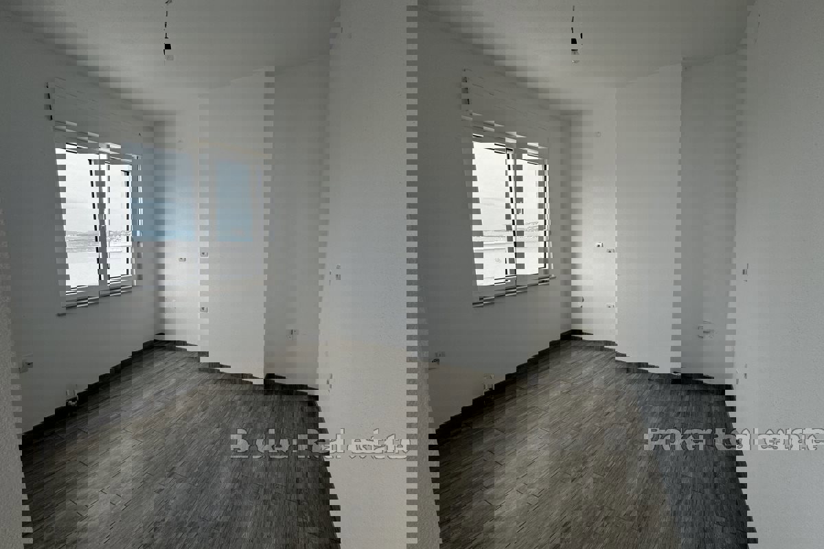 Appartamento con tre camere da letto con vista mare
