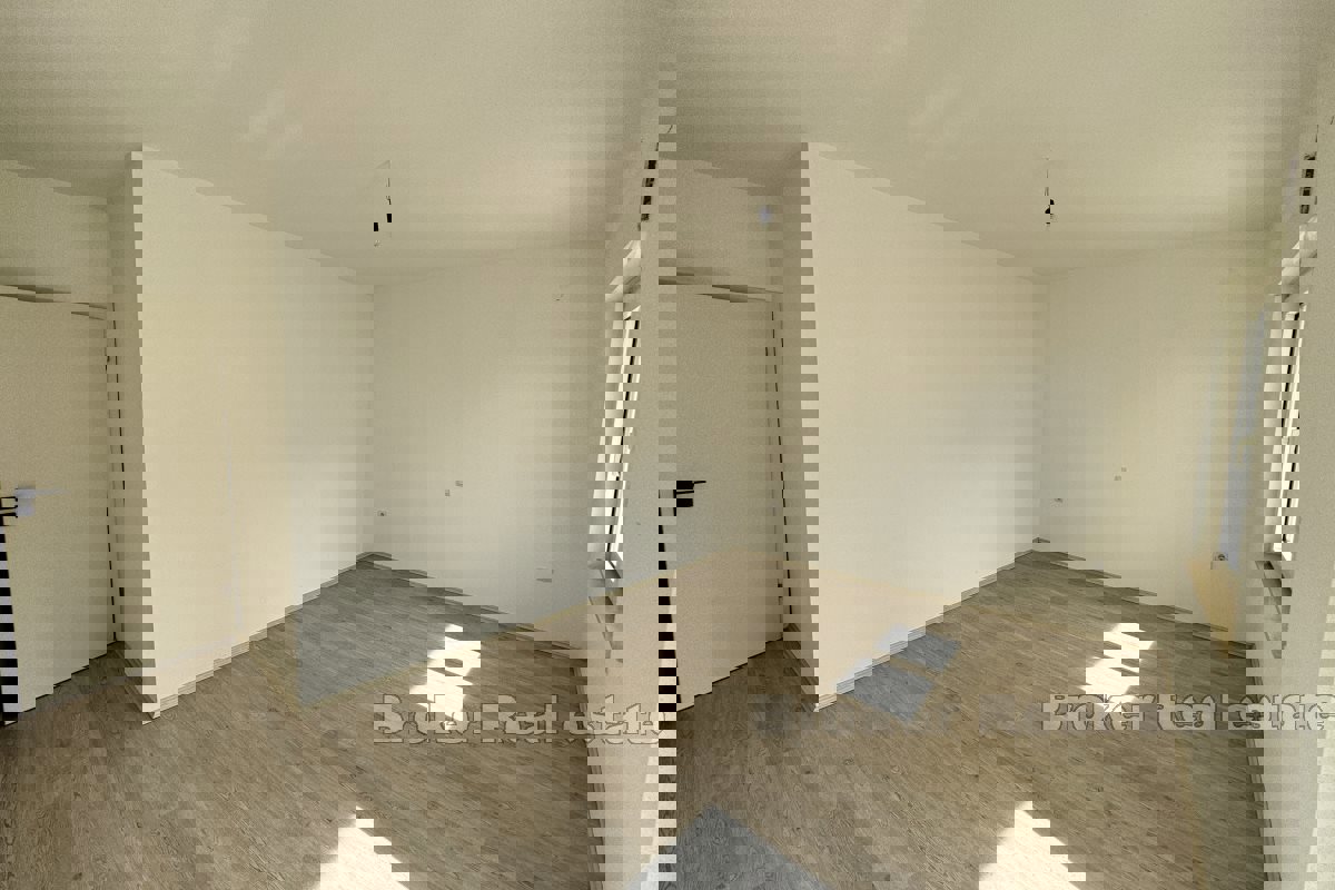 Appartamento con tre camere da letto con vista mare