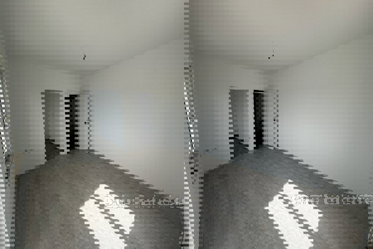 Appartamento con tre camere da letto con vista mare