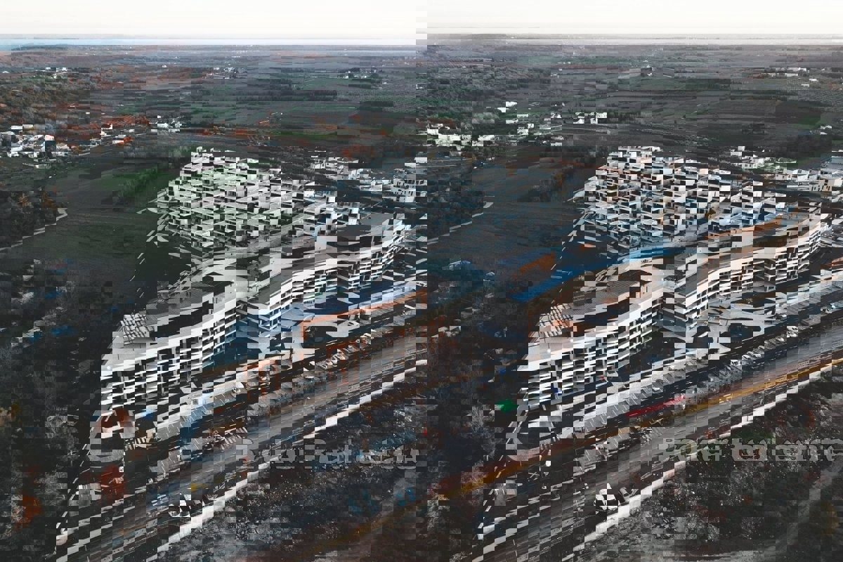 Appartamenti idilliaci all'interno di un complesso moderno