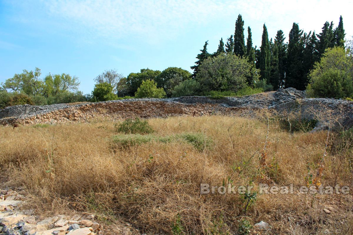 Terreno edificabile con vista mare