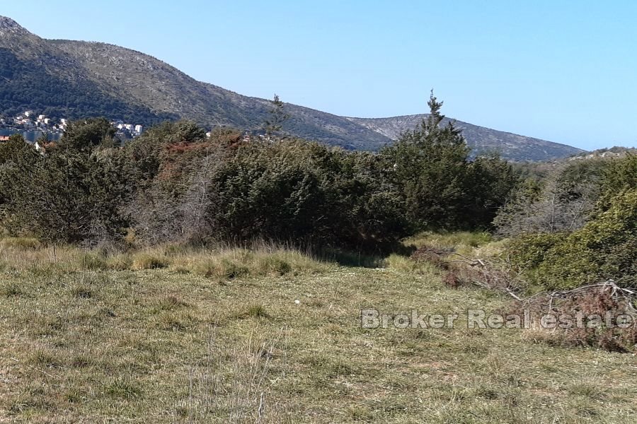 Terreno edificabile con vista mare