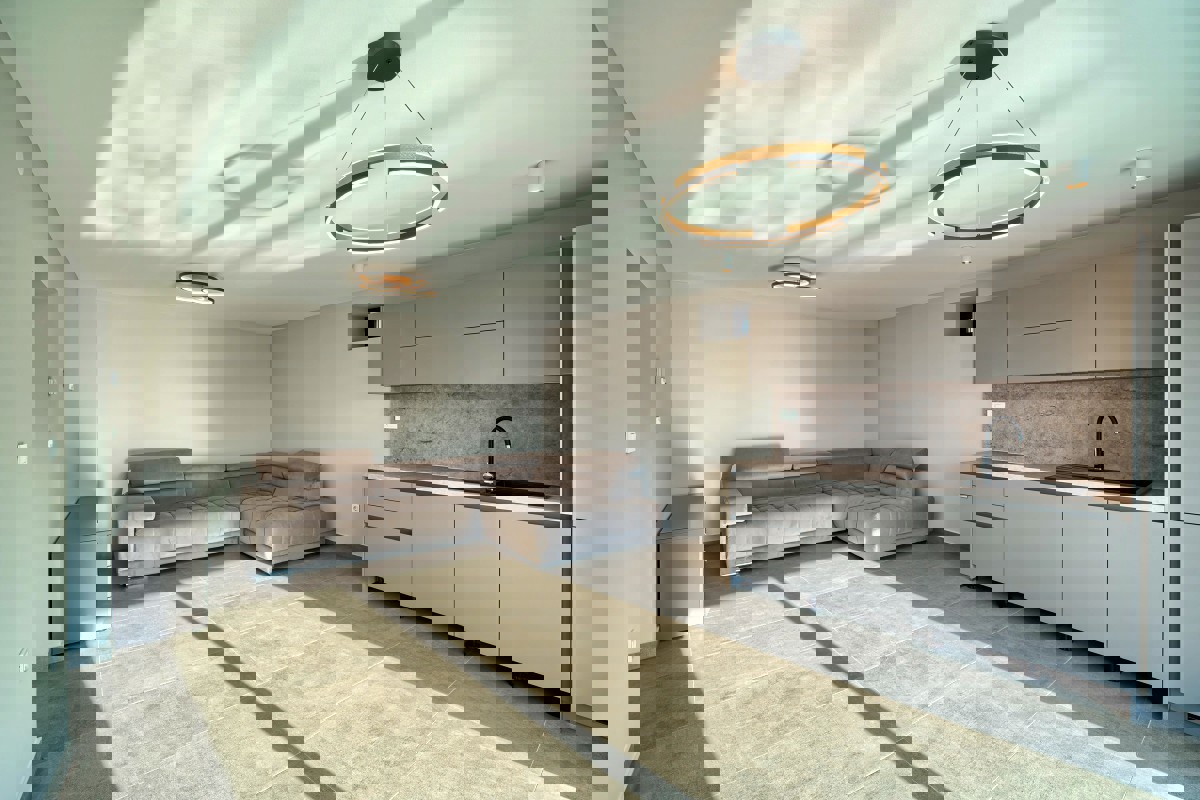 Villa moderna - prima fila al mare vicino a Rogoznica