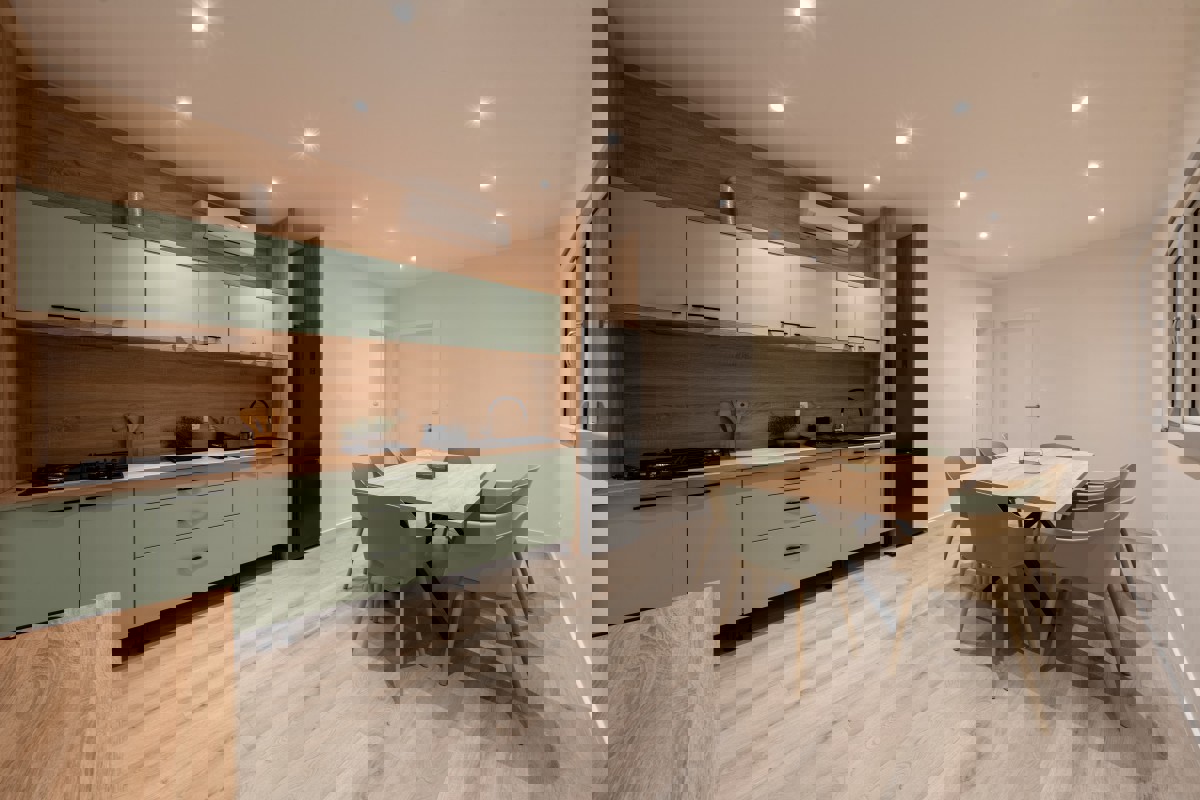 Villa moderna con piscina vicino a Spalato