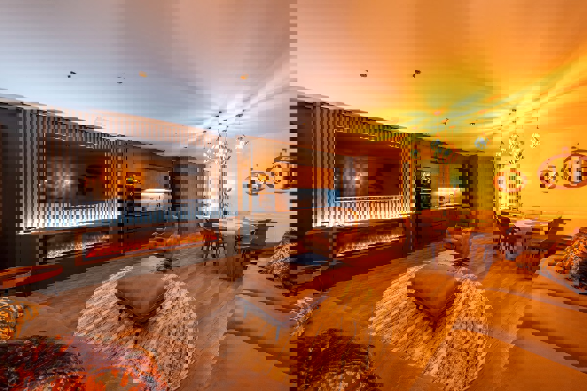 Villa moderna con piscina vicino a Spalato