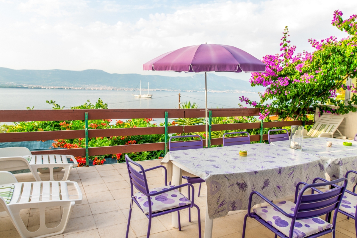 Casa bifamiliare in prima fila sul mare