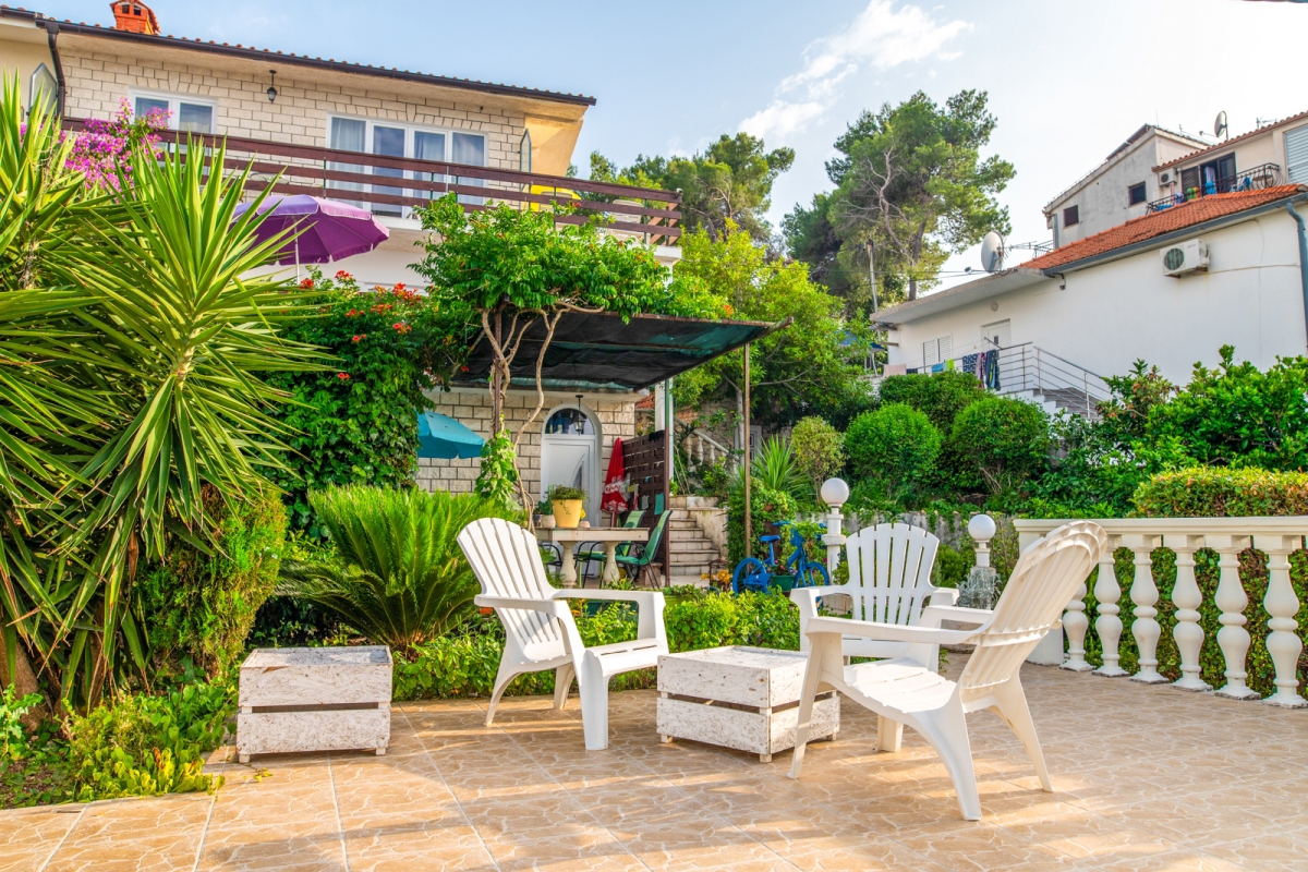 Casa bifamiliare in prima fila sul mare