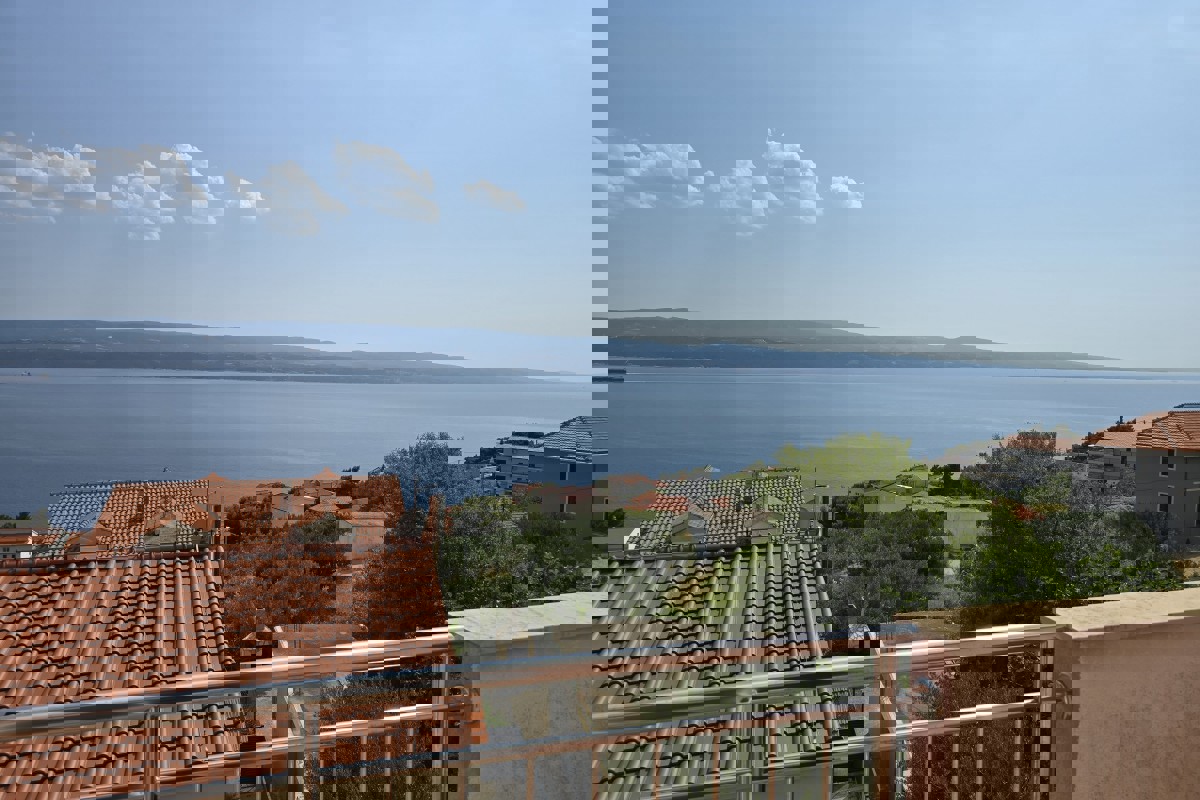 Palazzina con vista mare