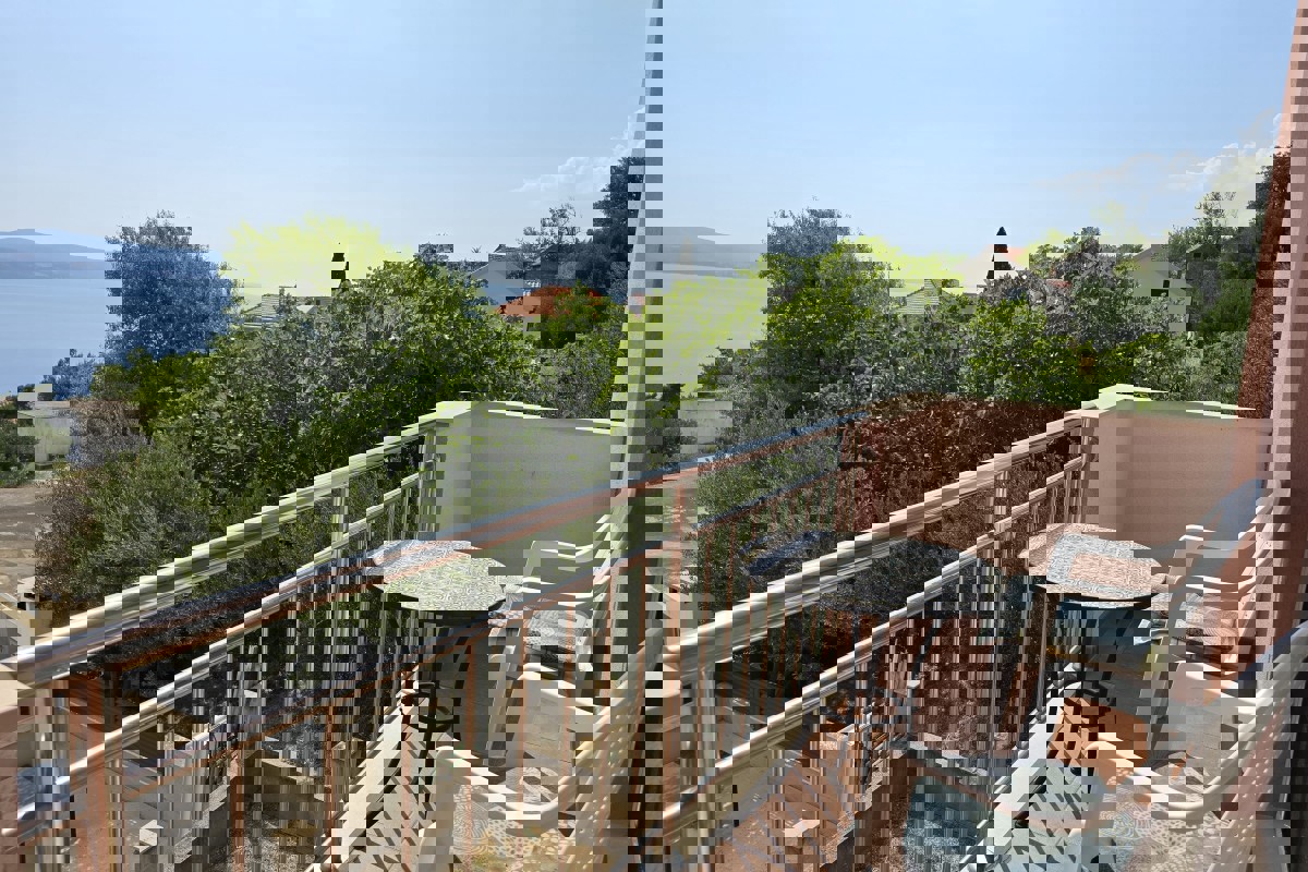 Palazzina con vista mare