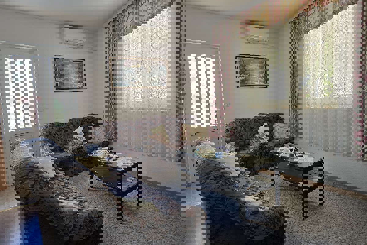 Palazzina con vista mare