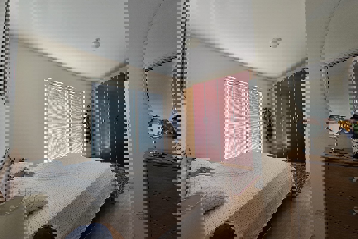 Palazzina con vista mare