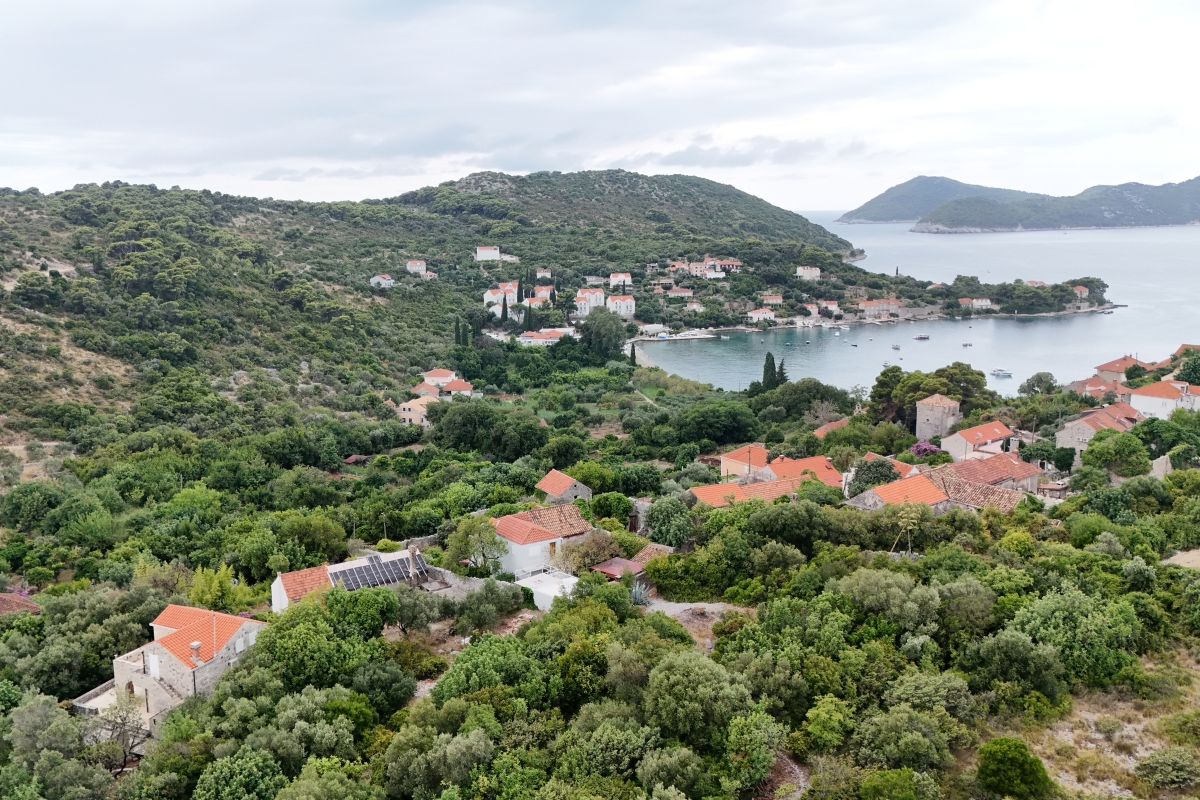 Terreno edificabile in prima fila sul mare