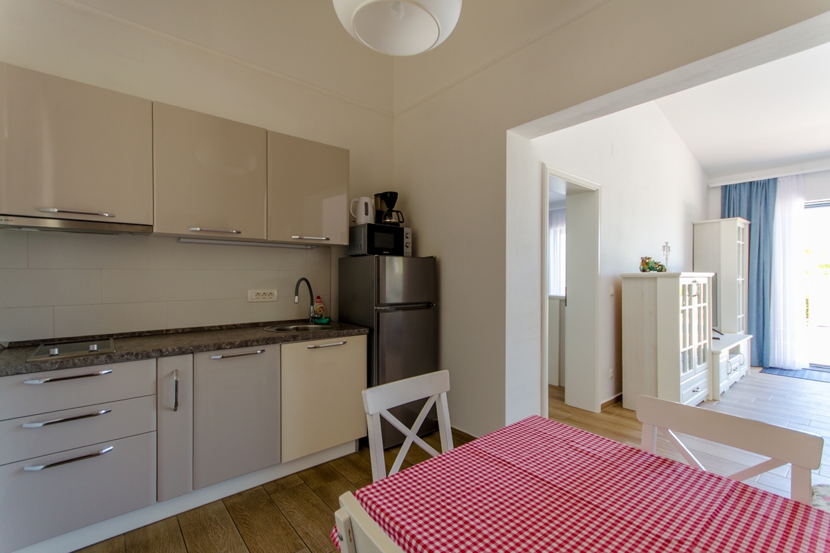 Casa moderna con piscina