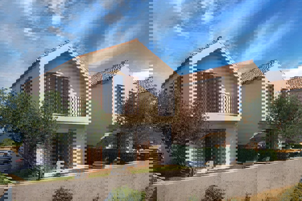 Moderna casa a schiera in costruzione