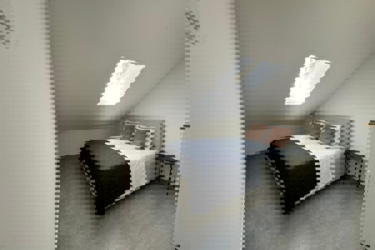 Edificio residenziale di nuova costruzione vicino alla spiaggia