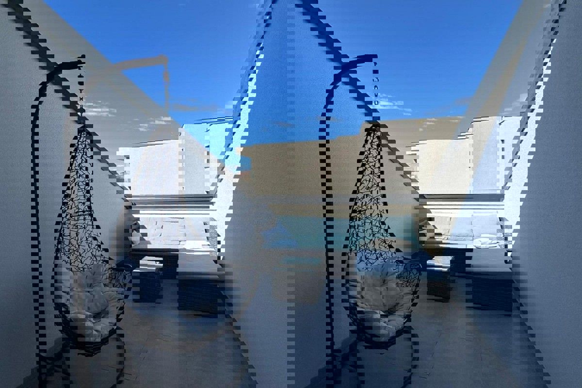 Edificio residenziale di nuova costruzione vicino alla spiaggia